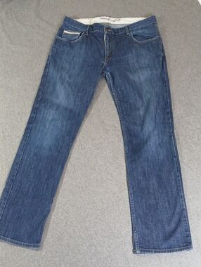 Vans Men’s Boot Cut Jeans in Mid Blue Wash 36x31